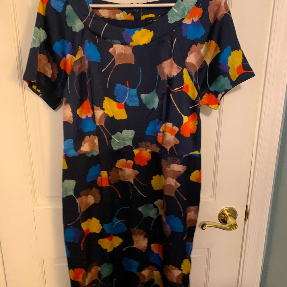 Limited printed shift dress.
